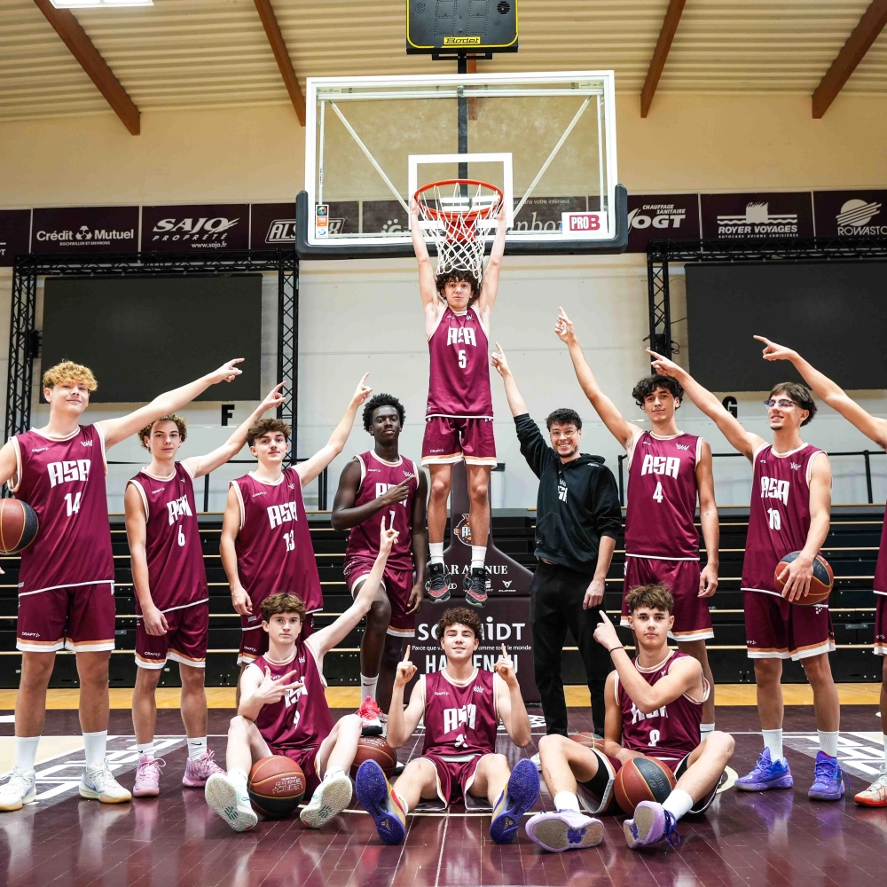 Photo de groupe de l'équipe U18M Qualif Région 1